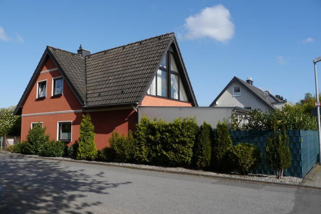 Ferienwohnung Haus Ruhrgebiet مولهايم ان الرور دير المظهر الخارجي الصورة