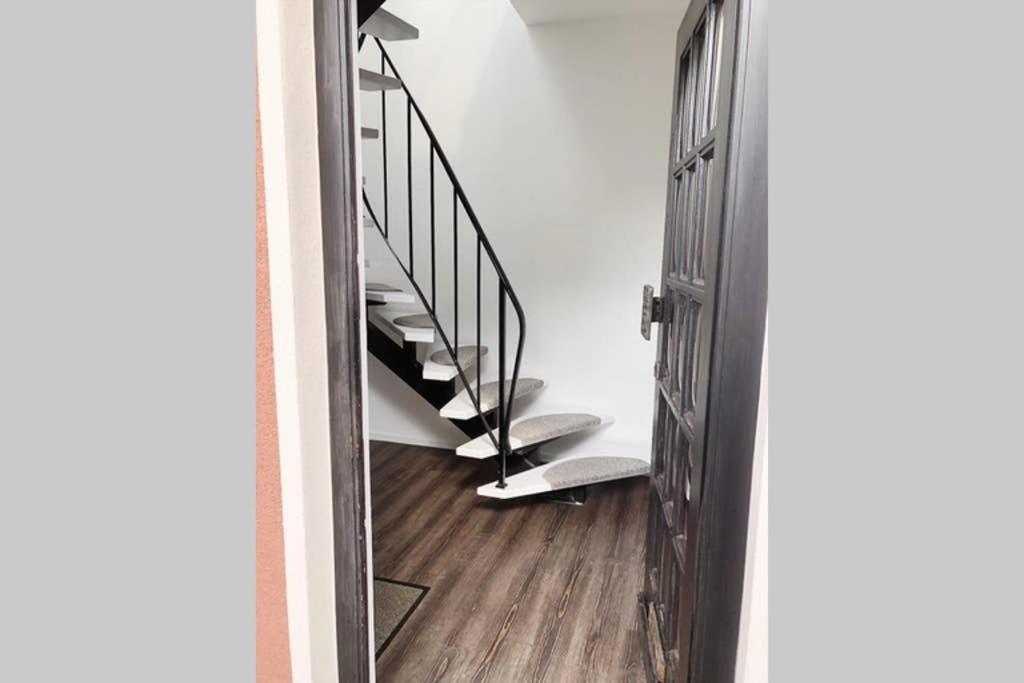 Ferienwohnung Haus Ruhrgebiet مولهايم ان الرور دير المظهر الخارجي الصورة